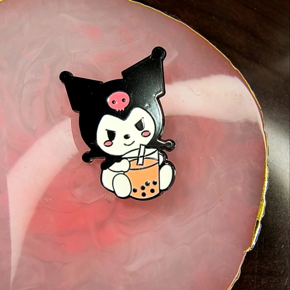 Cute Character Enamel Pin Kuromi Sangrio Hello Kitty